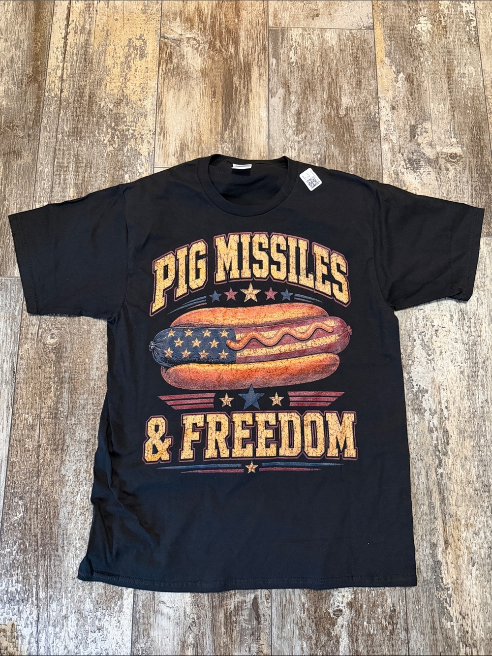Pig Missiles & Freedom NWT' Graphic Tee - Black